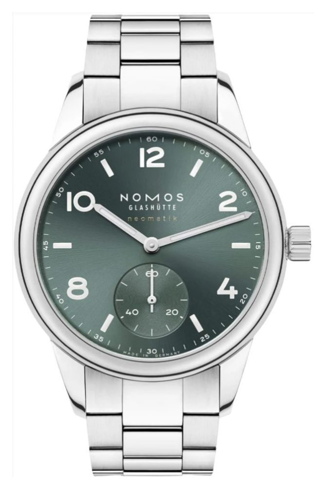 NOMOS GLASHUTTE
CLUB SPORT NEOMATIK PETROL SAPPHIRE CRYSTAL
746 watch